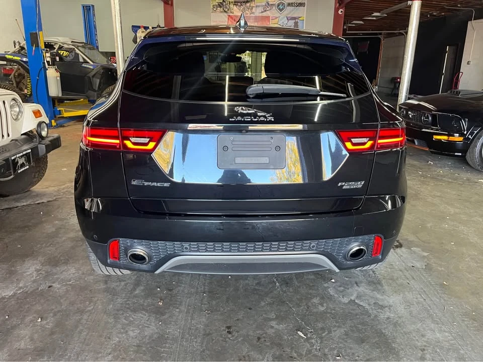 2018 Jaguar E-Pace - Image 6 of 18