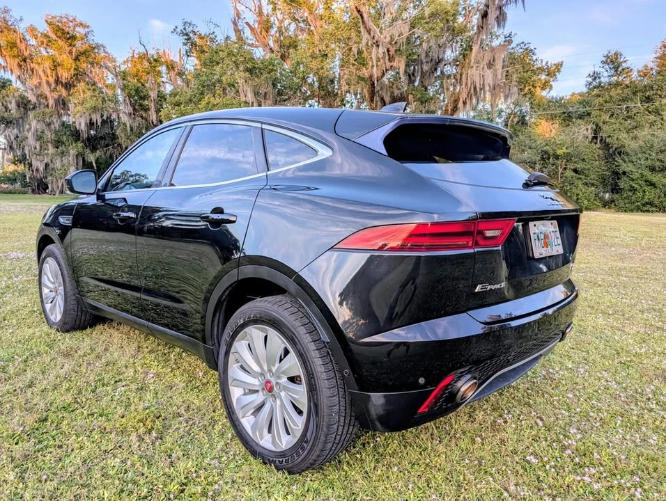 2018 Jaguar E-Pace - Image 5 of 20