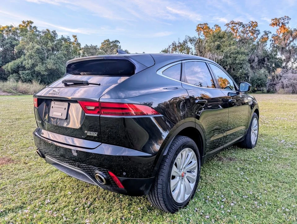 2018 Jaguar E-Pace - Image 7 of 20