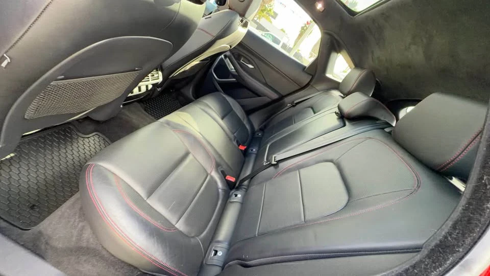 2018 Jaguar E-Pace - Image 8 of 13