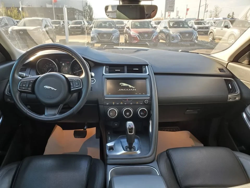 2018 Jaguar E-Pace - Image 7 of 14