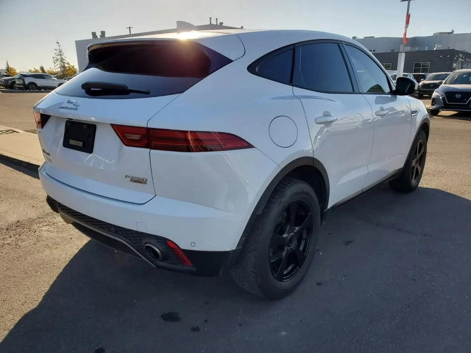 2018 Jaguar E-Pace - Image 4 of 14