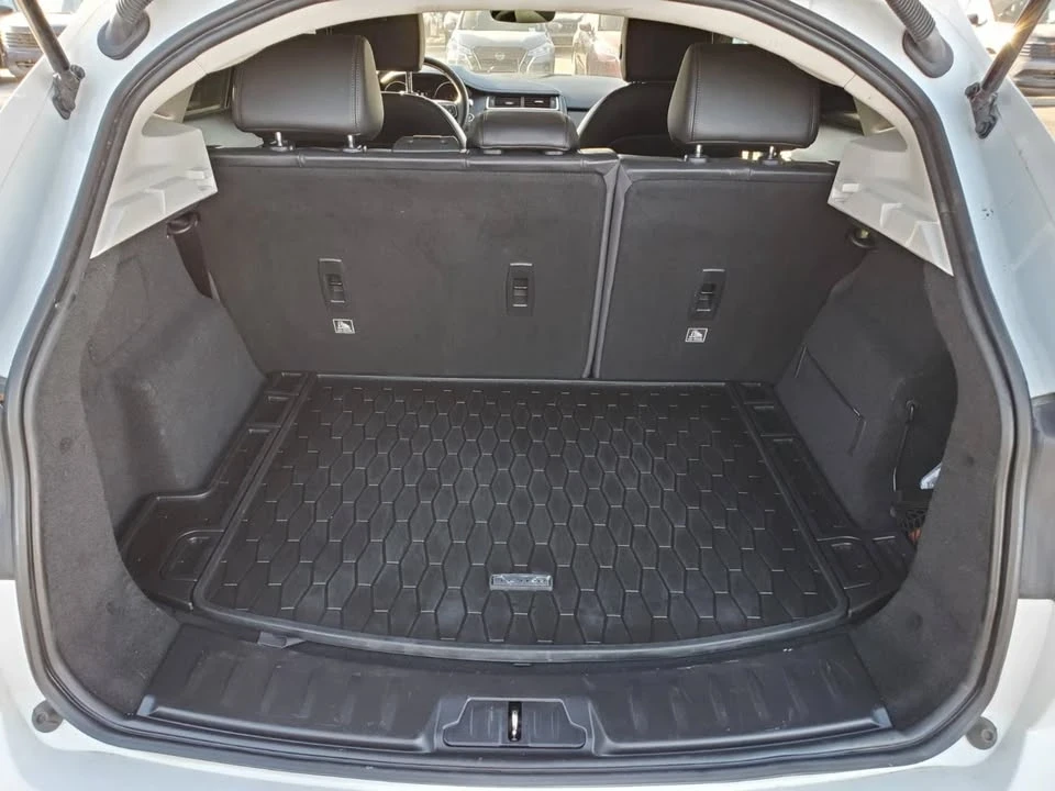 2018 Jaguar E-Pace - Image 14 of 14