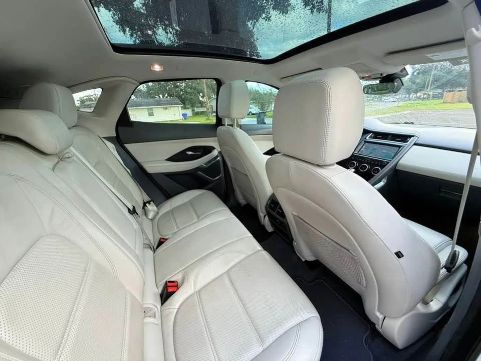 2018 Jaguar E-Pace - Image 15 of 20