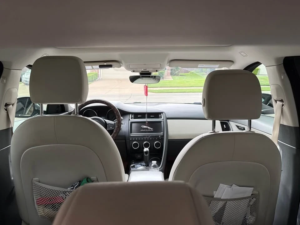 2018 Jaguar E-Pace - Image 10 of 17