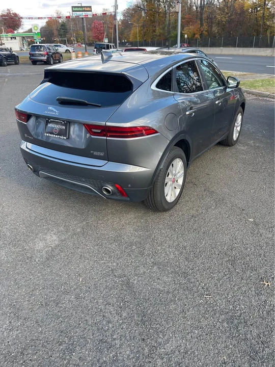 2018 Jaguar E-Pace - Image 4 of 15