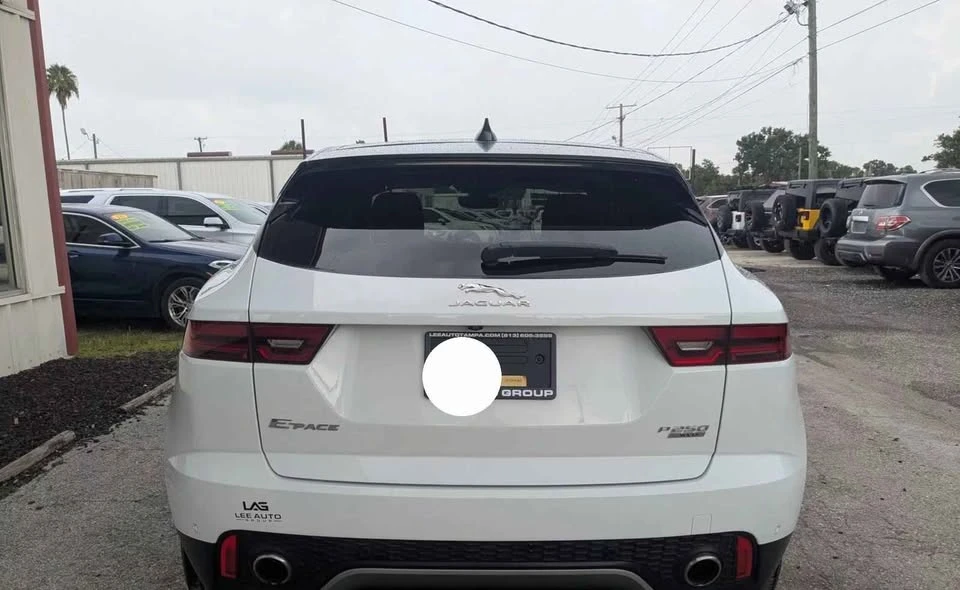 2018 Jaguar E-Pace - Image 4 of 9