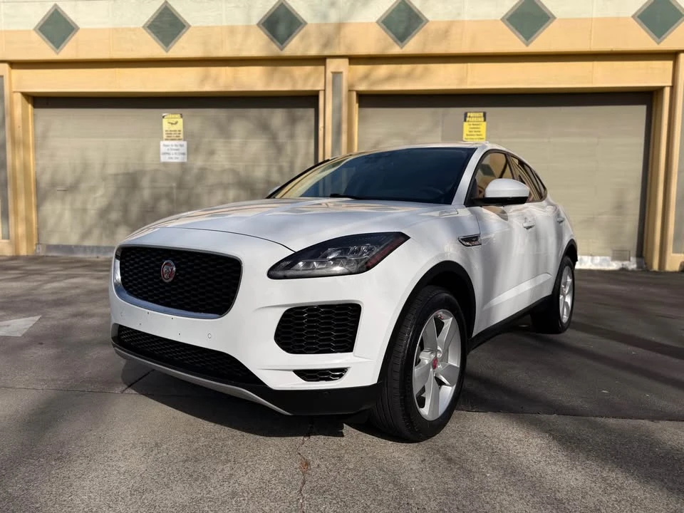 2018 Jaguar E-Pace - Image 2 of 17