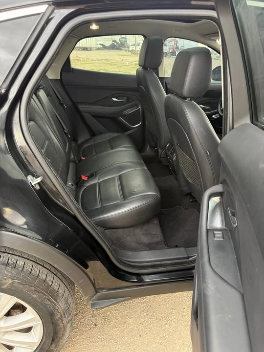 2018 Jaguar E-Pace - Image 10 of 17