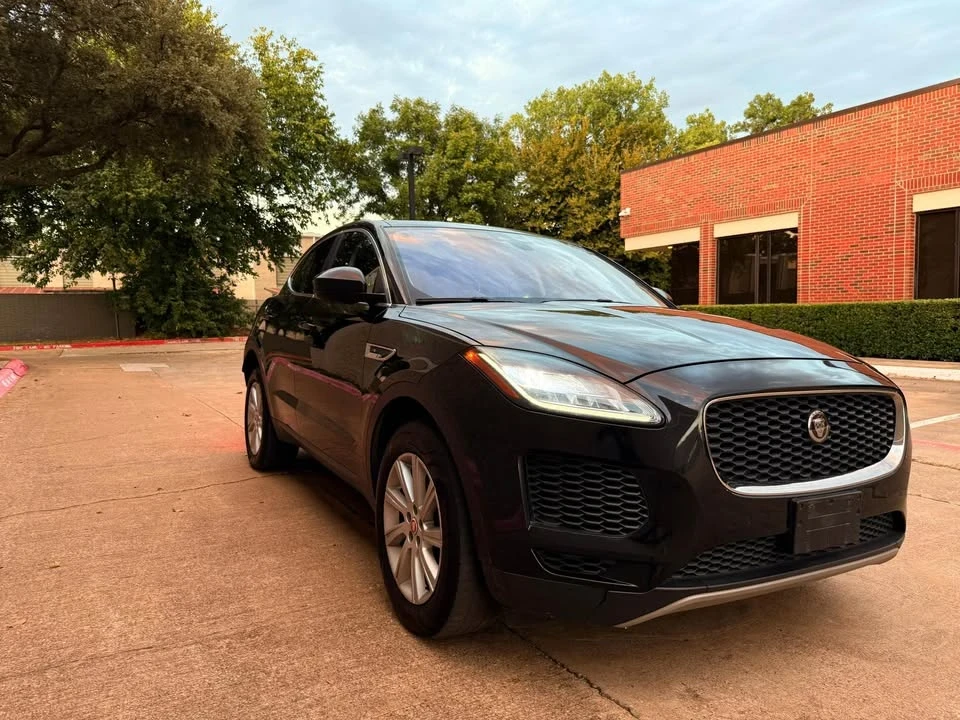 2018 Jaguar E-Pace - Image 5 of 20