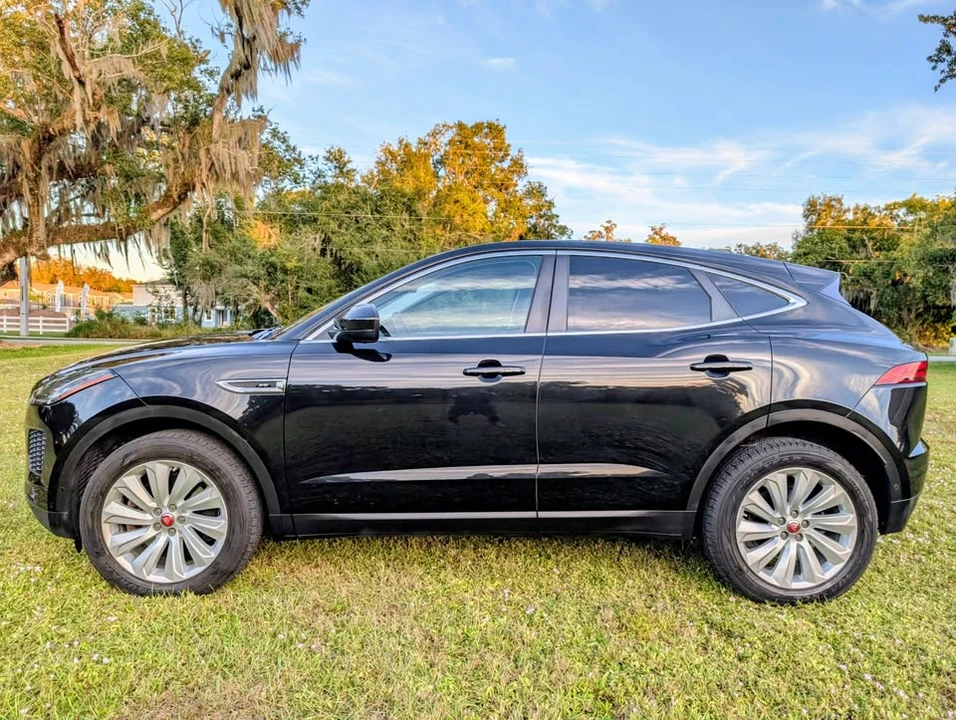 2018 Jaguar E-Pace - Image 4 of 20