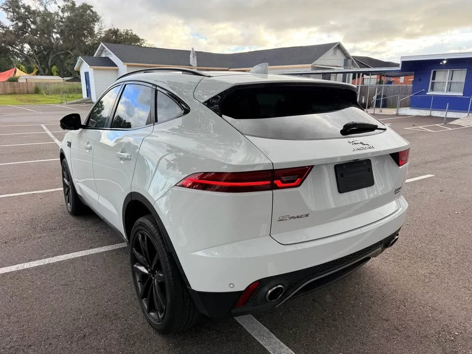 2018 Jaguar E-Pace - Image 3 of 18