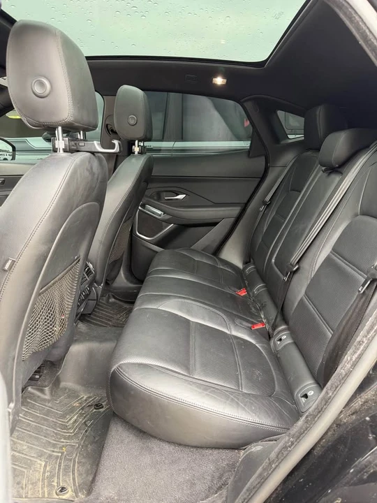 2018 Jaguar E-Pace - Image 6 of 7