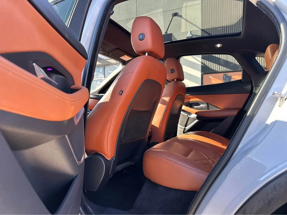 2018 Jaguar E-Pace - Image 7 of 13