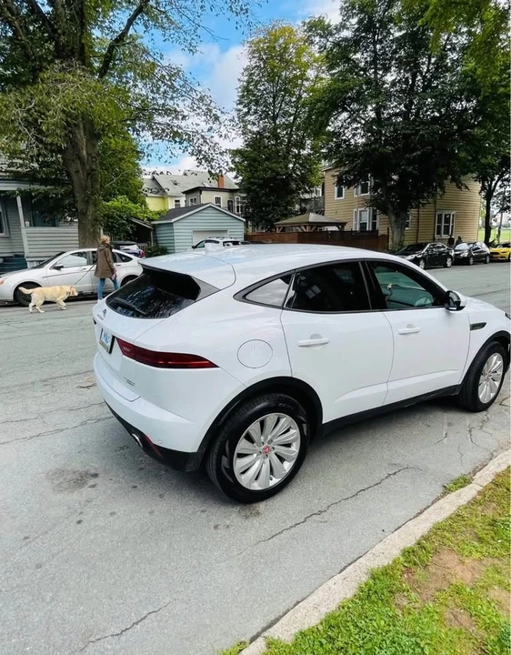 2018 Jaguar E-Pace - Image 2 of 8