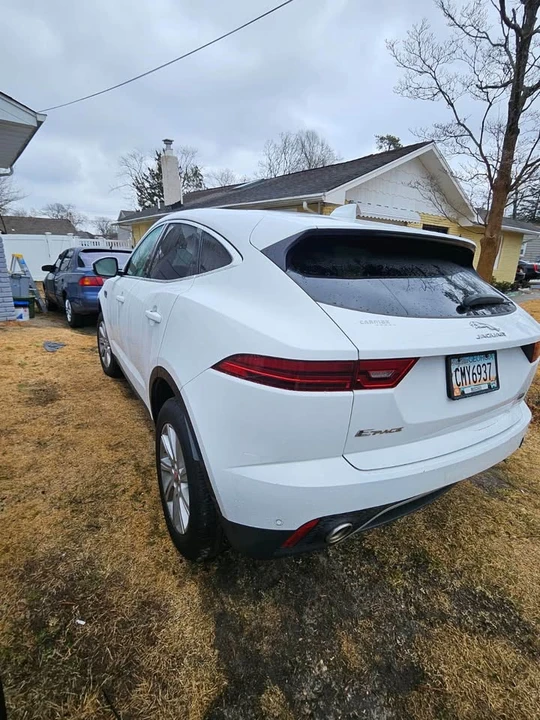 2018 Jaguar E-Pace - Image 4 of 7