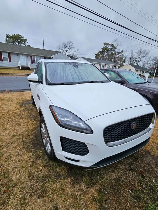 2018 Jaguar E-Pace - Image 3 of 5