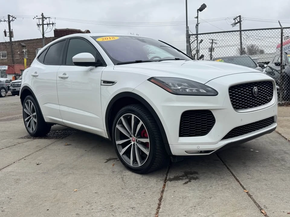 2018 Jaguar E-Pace - Image 3 of 17