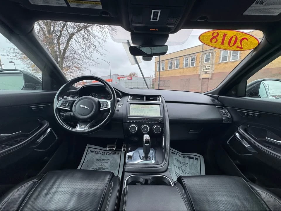 2018 Jaguar E-Pace - Image 13 of 17