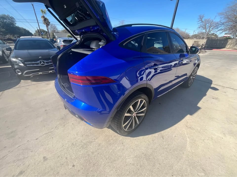 2018 Jaguar E-Pace - Image 5 of 16