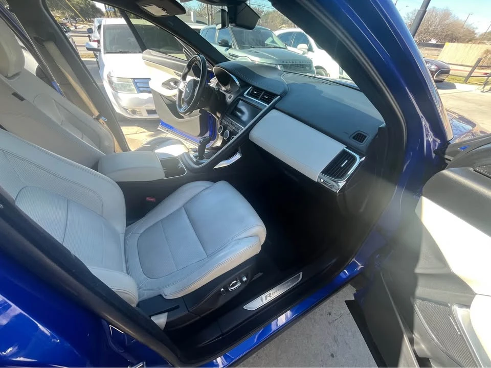 2018 Jaguar E-Pace - Image 3 of 16
