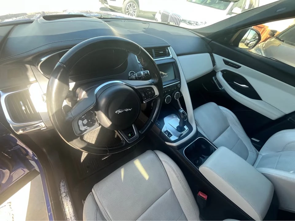 2018 Jaguar E-Pace - Image 11 of 16