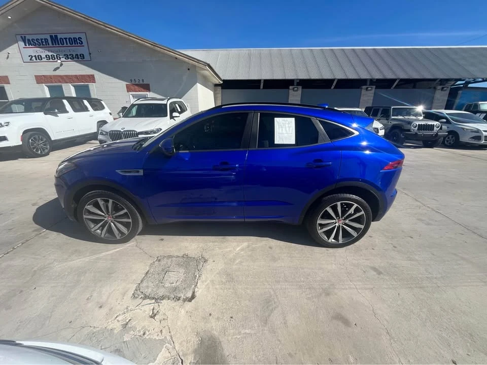 2018 Jaguar E-Pace - Image 12 of 16