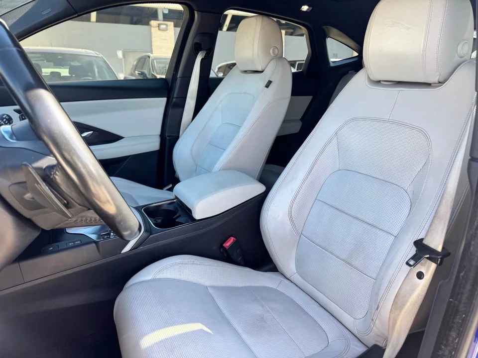 2018 Jaguar E-Pace - Image 5 of 15