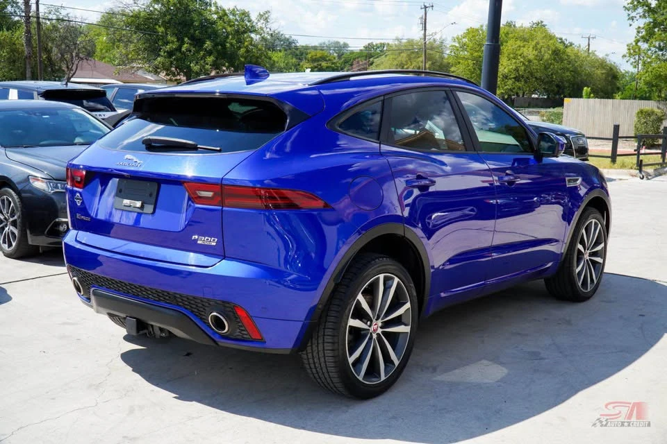 2018 Jaguar E-Pace - Image 5 of 20