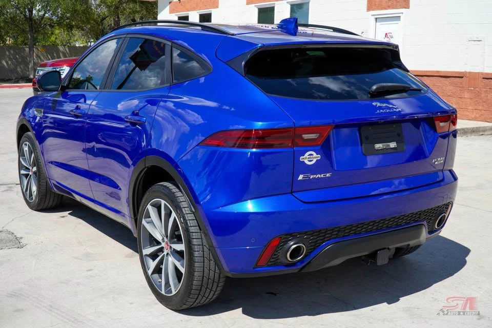 2018 Jaguar E-Pace - Image 3 of 20