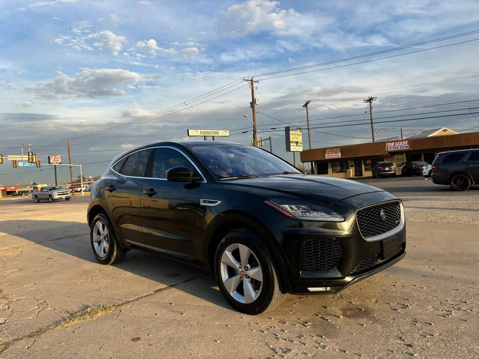 2018 Jaguar E-Pace - Image 3 of 18