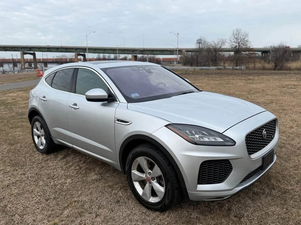 2018 Jaguar E-Pace - Image 7 of 18