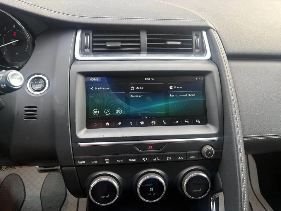 2018 Jaguar E-Pace - Image 15 of 18