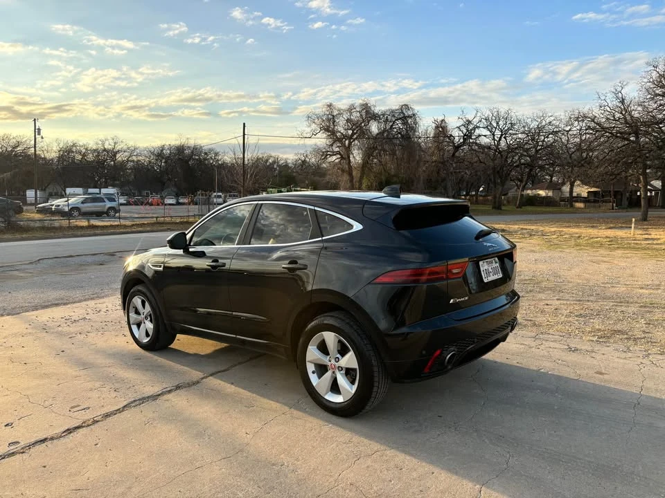 2018 Jaguar E-Pace - Image 5 of 18