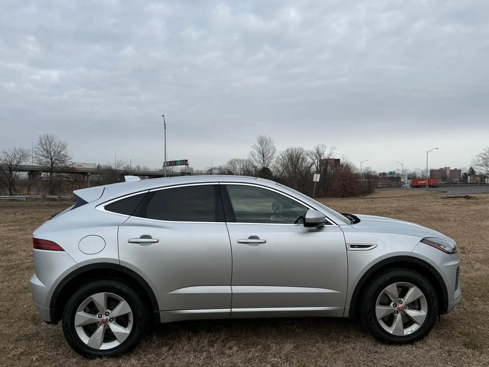 2018 Jaguar E-Pace - Image 6 of 18