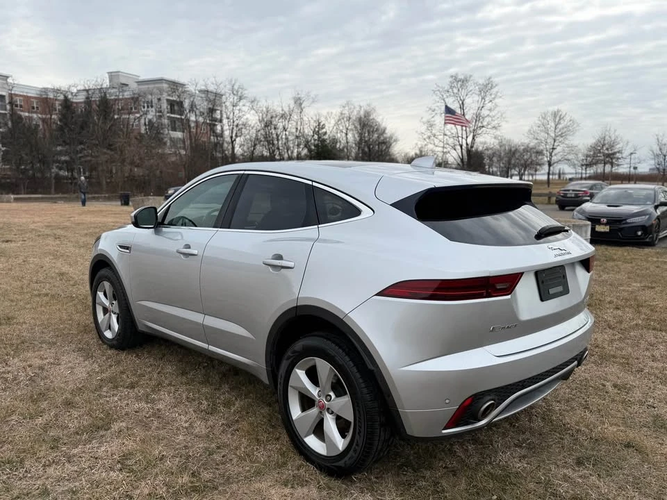 2018 Jaguar E-Pace - Image 4 of 18