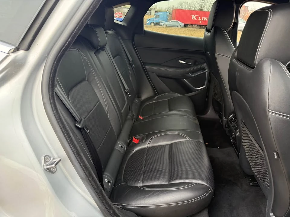 2018 Jaguar E-Pace - Image 12 of 18