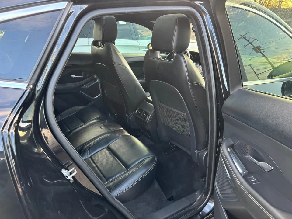 2018 Jaguar E-Pace - Image 16 of 18