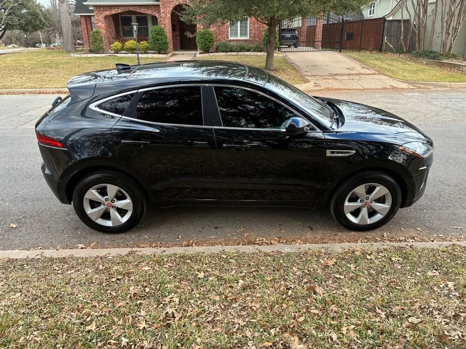 2018 Jaguar E-Pace - Image 4 of 14