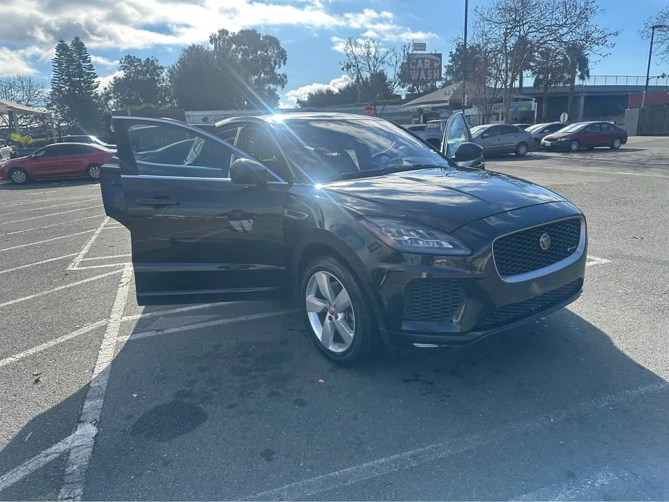 2018 Jaguar E-Pace - Image 13 of 15