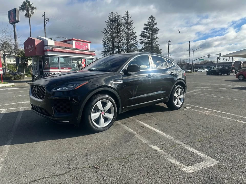 2018 Jaguar E-Pace - Image 3 of 15