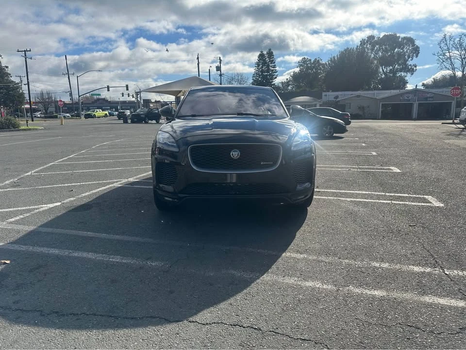 2018 Jaguar E-Pace - Image 2 of 15