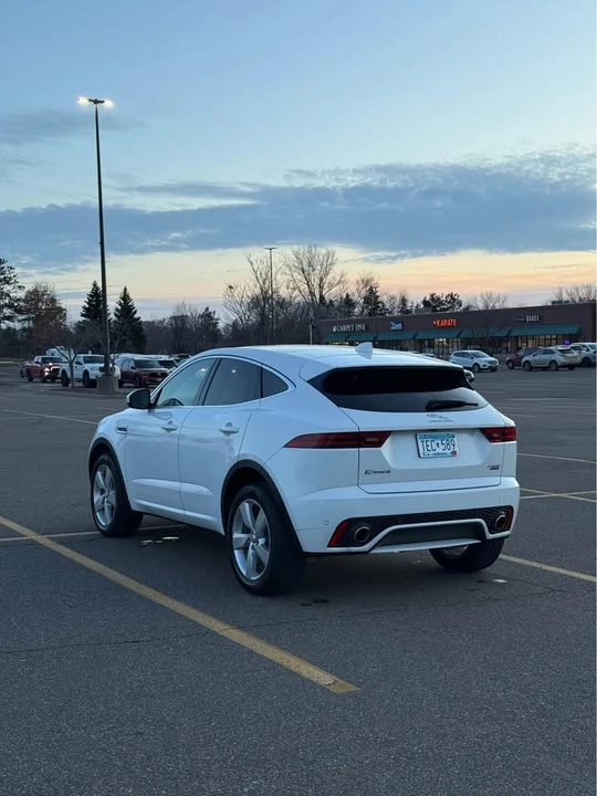 2018 Jaguar E-Pace - Image 6 of 20
