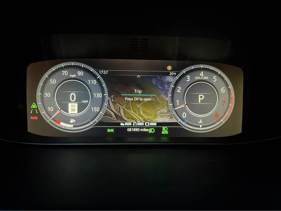 2018 Jaguar E-Pace - Image 16 of 20