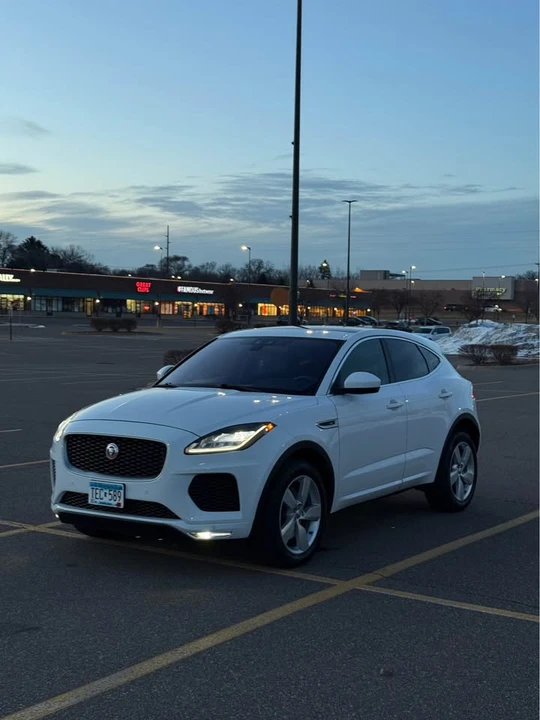 2018 Jaguar E-Pace - Image 2 of 20