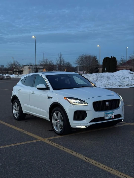 2018 Jaguar E-Pace - Image 3 of 20