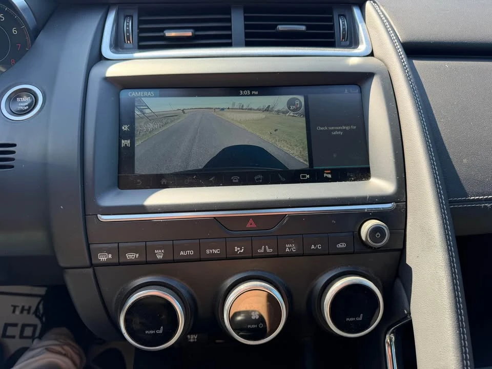 2018 Jaguar E-Pace - Image 16 of 17