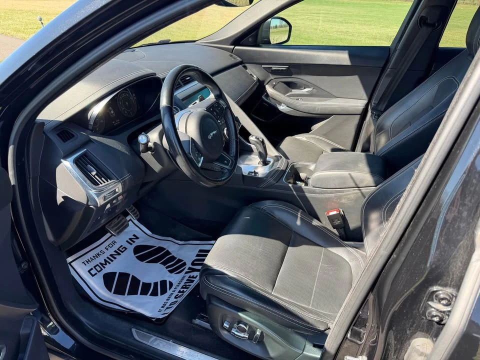 2018 Jaguar E-Pace - Image 6 of 19