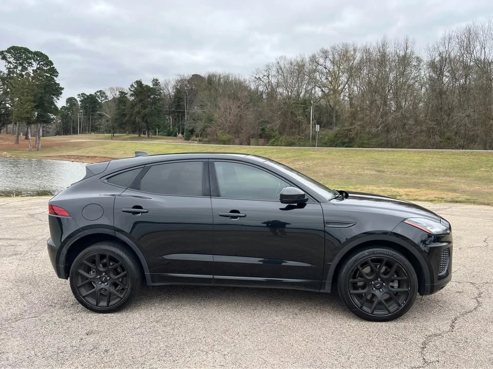 2018 Jaguar E-Pace - Image 5 of 20