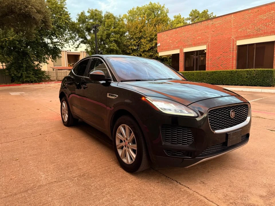 2018 Jaguar E-Pace - Image 2 of 19